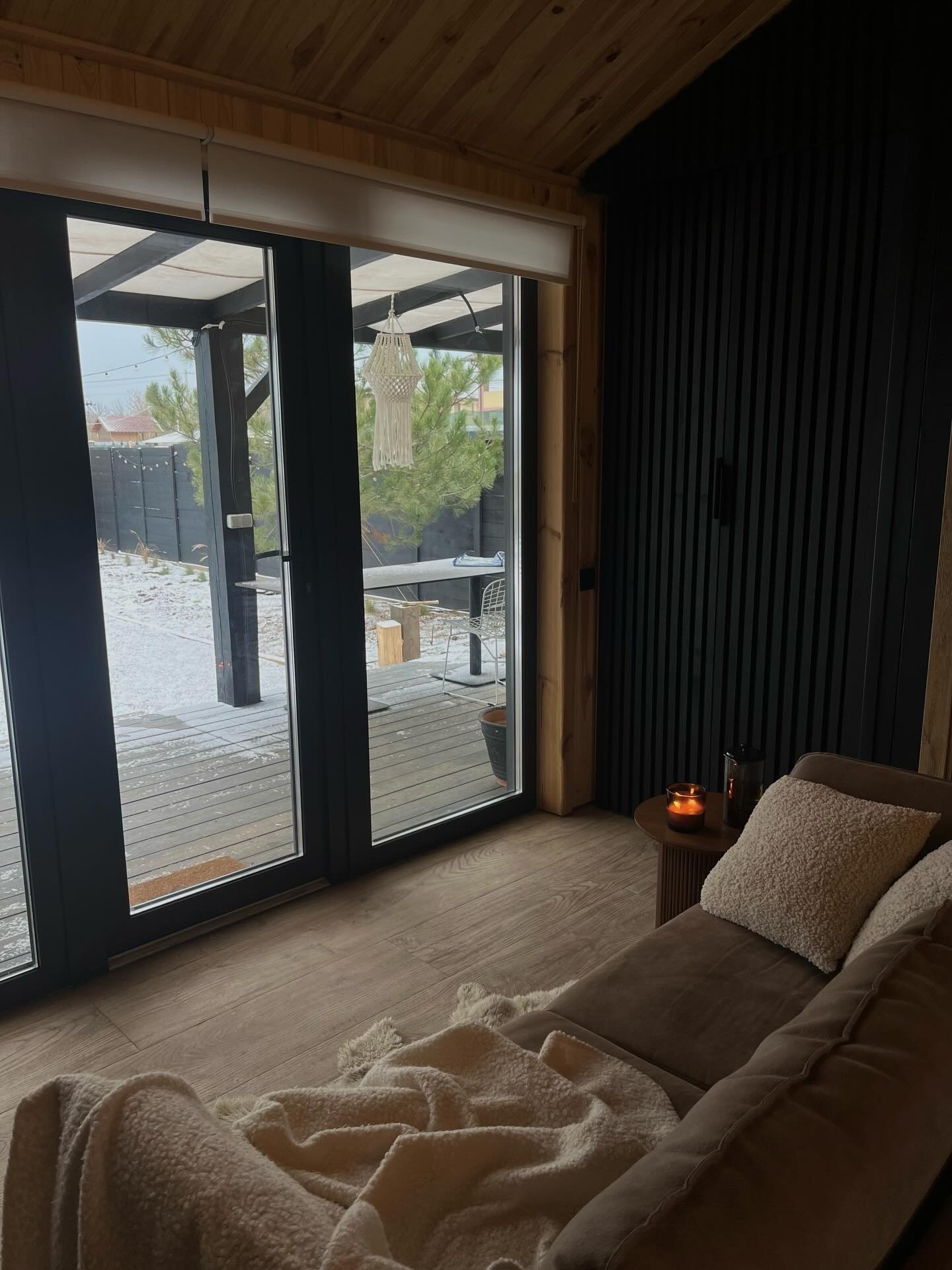 BARN 25 — a private home with a hot tub and a pool 1